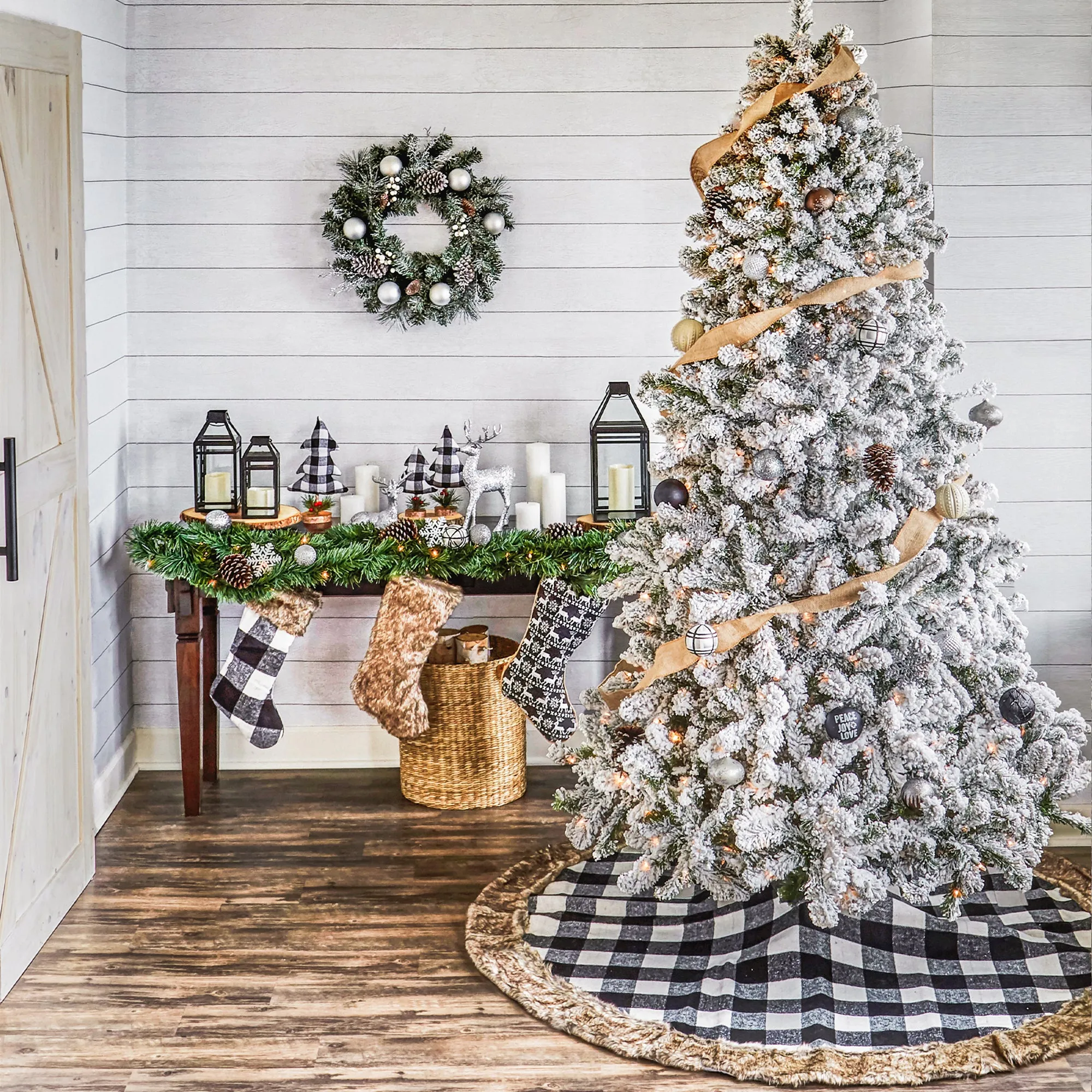 Black and White Buffalo Plaid Tree Skirt With Faux Fur Trim - 60"