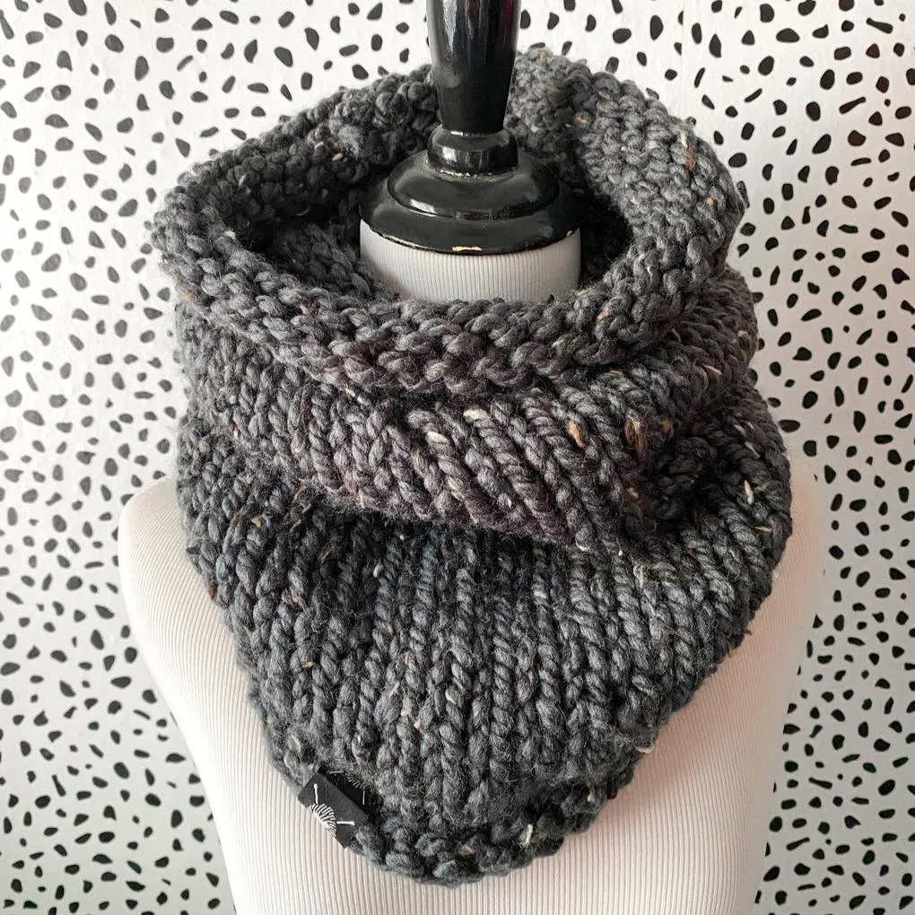 NEW! Neckwarmer in Multiple Colors by Nickichicki