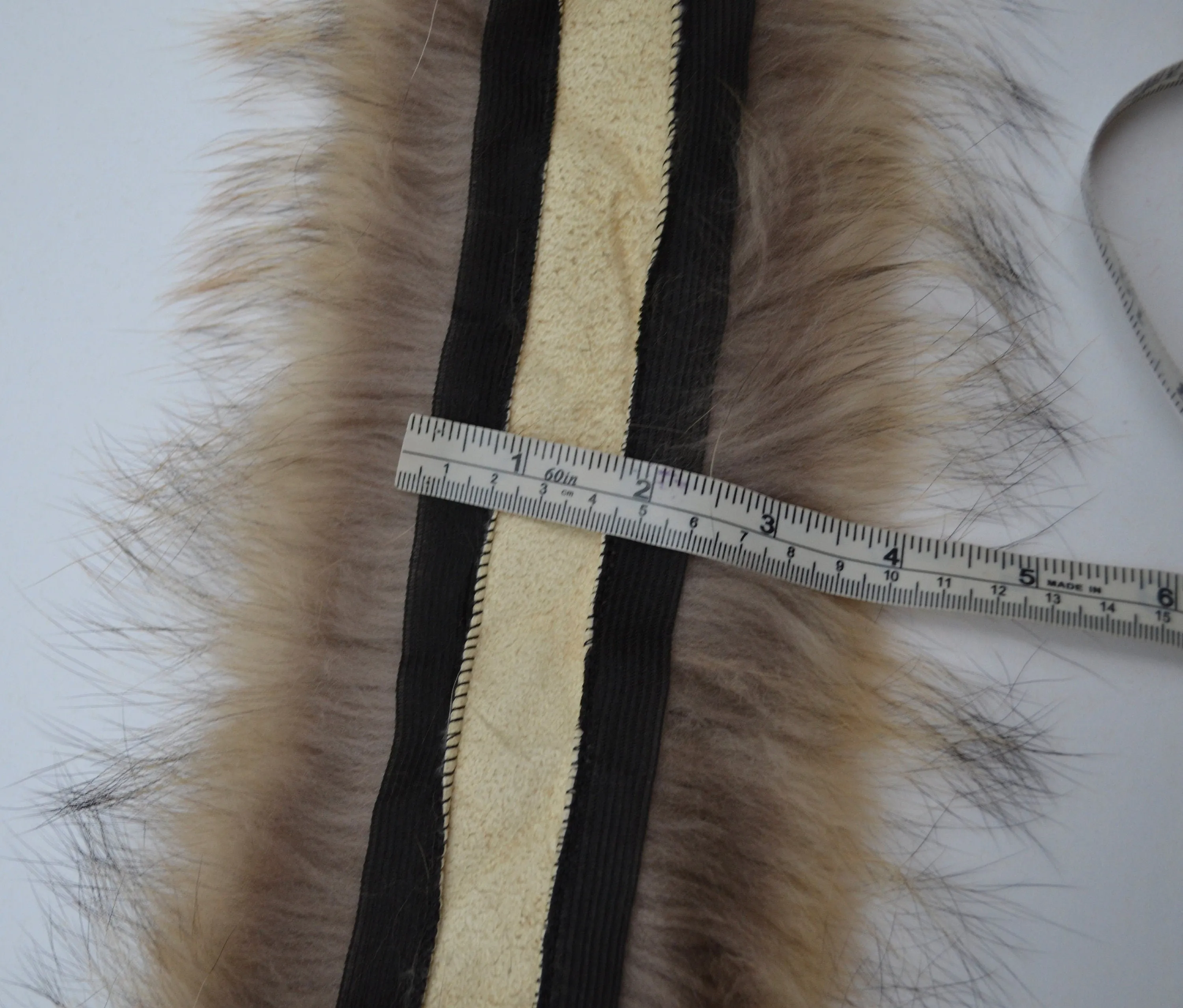 READY TO SHIP, 80 cm Real Raccoon Fur Collar, Fur Trim for Hoodies, Raccoon Fur Collar, Fur Scarf, Fur Ruff, Raccoon Fur Hood, Raccoon Fur