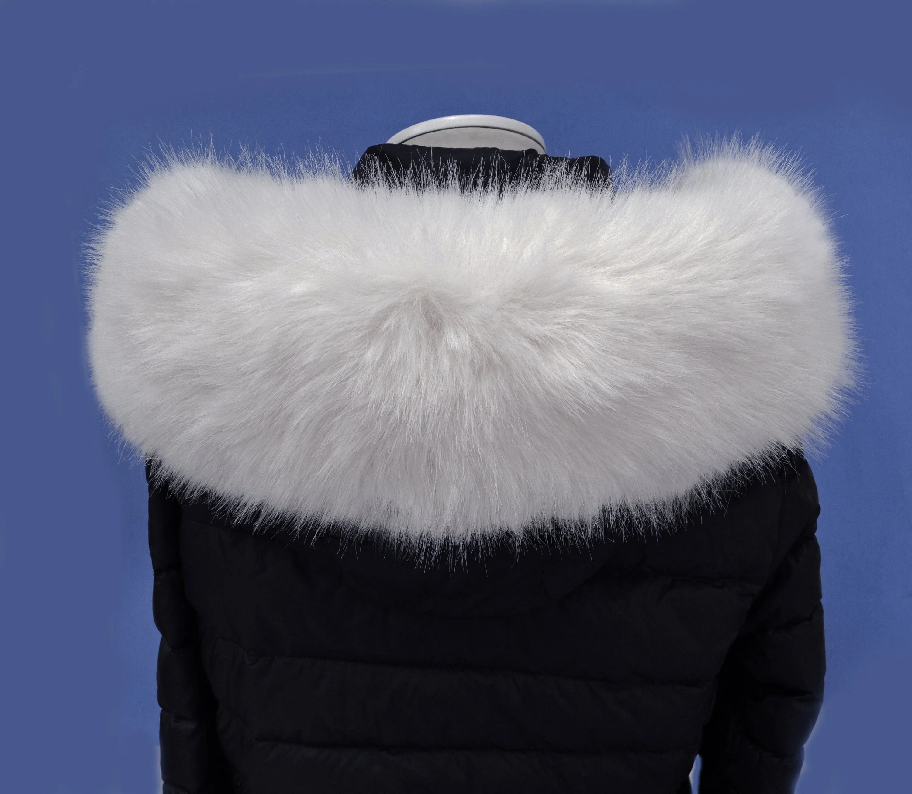 READY to SHIP XL White Silky Faux Fur Vegan Trim Hood 70 cm, Faux Fur Collar Trim Like Real Fox, Fake Fur, Fur Fabric Ruff, Faux Fur Hood