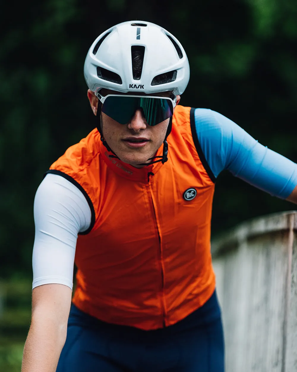 The X-Lite Wind Gilet - Orange